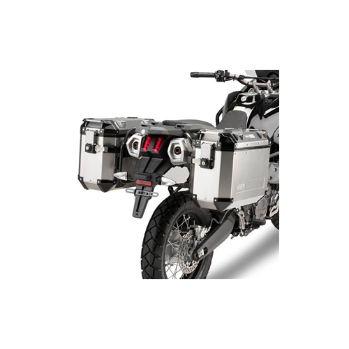 Honda NC700S - Givi 'Trekker Outback Fitting Kit'